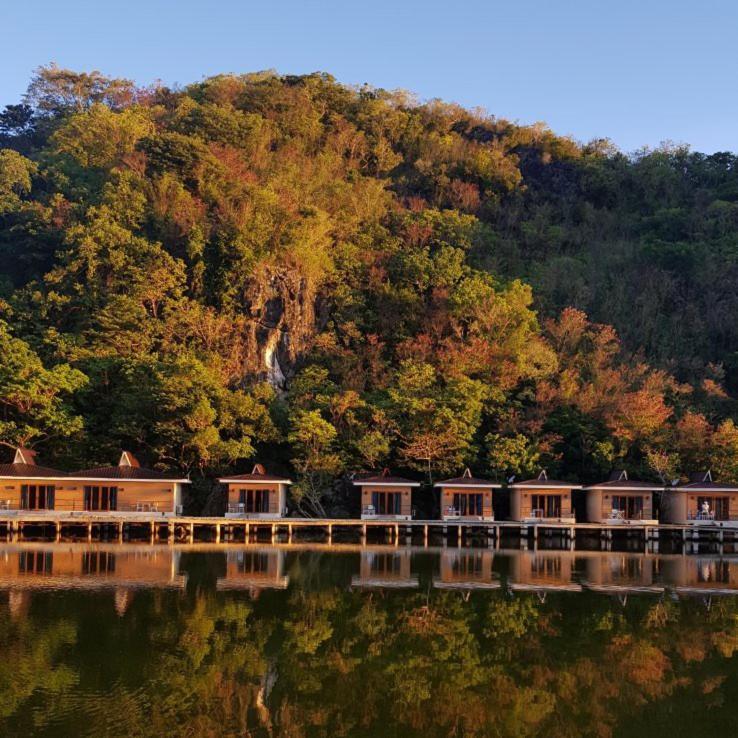 Tugawe Cove Resort Colongcocon Εξωτερικό φωτογραφία