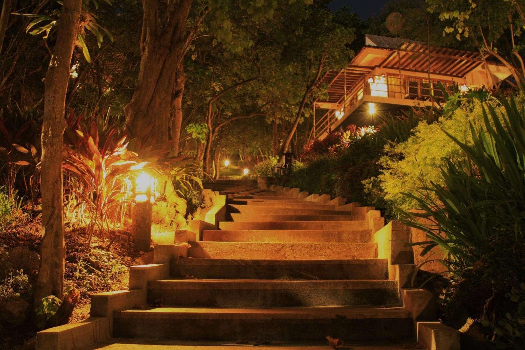 Tugawe Cove Resort Colongcocon Εξωτερικό φωτογραφία