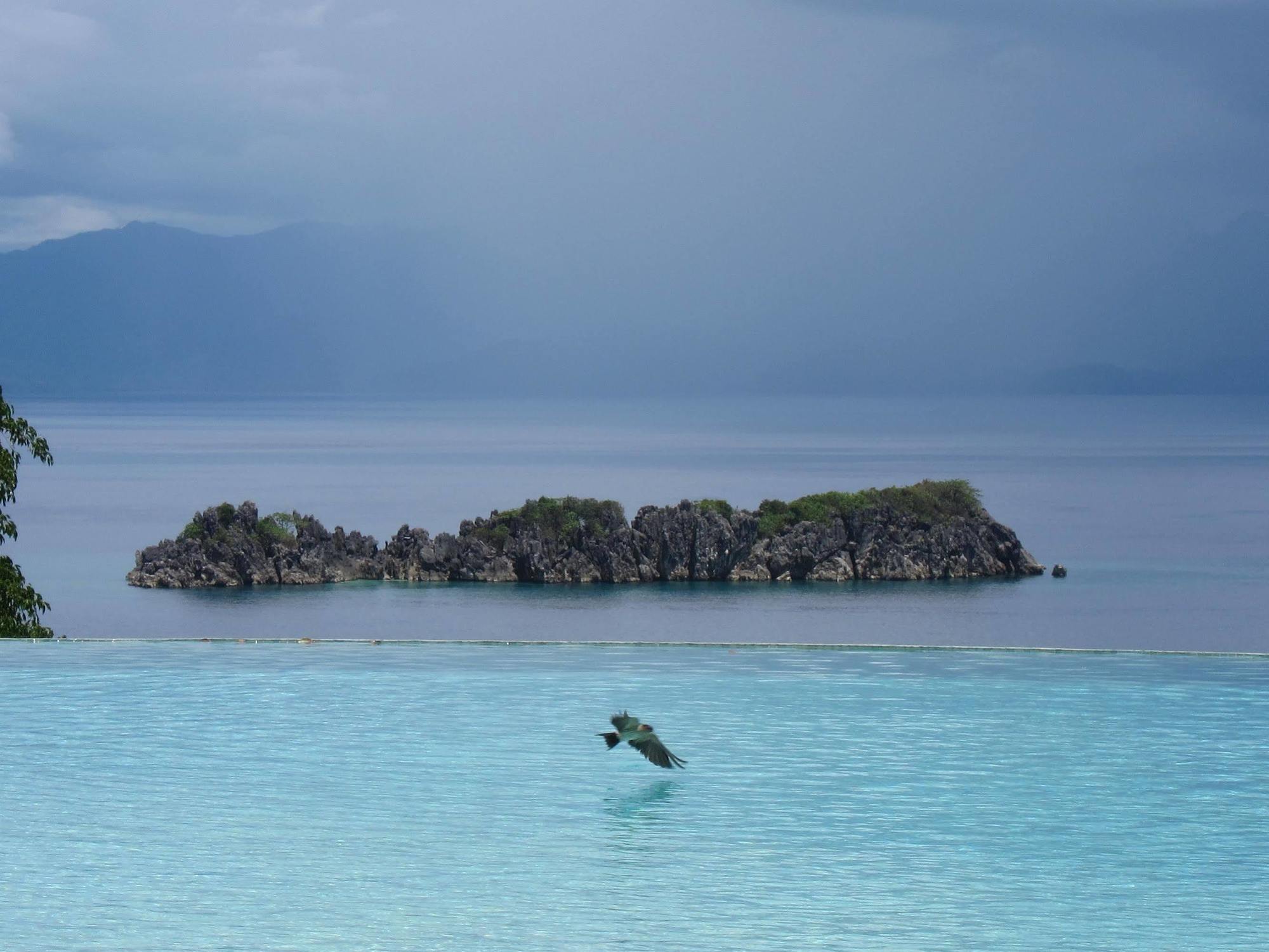Tugawe Cove Resort Colongcocon Εξωτερικό φωτογραφία