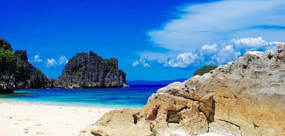 Tugawe Cove Resort Colongcocon Εξωτερικό φωτογραφία